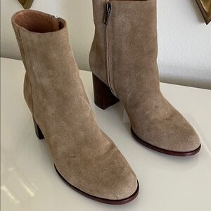 MADEWELL ♥️ Tan Suede Ankle Boots Sz 8.5